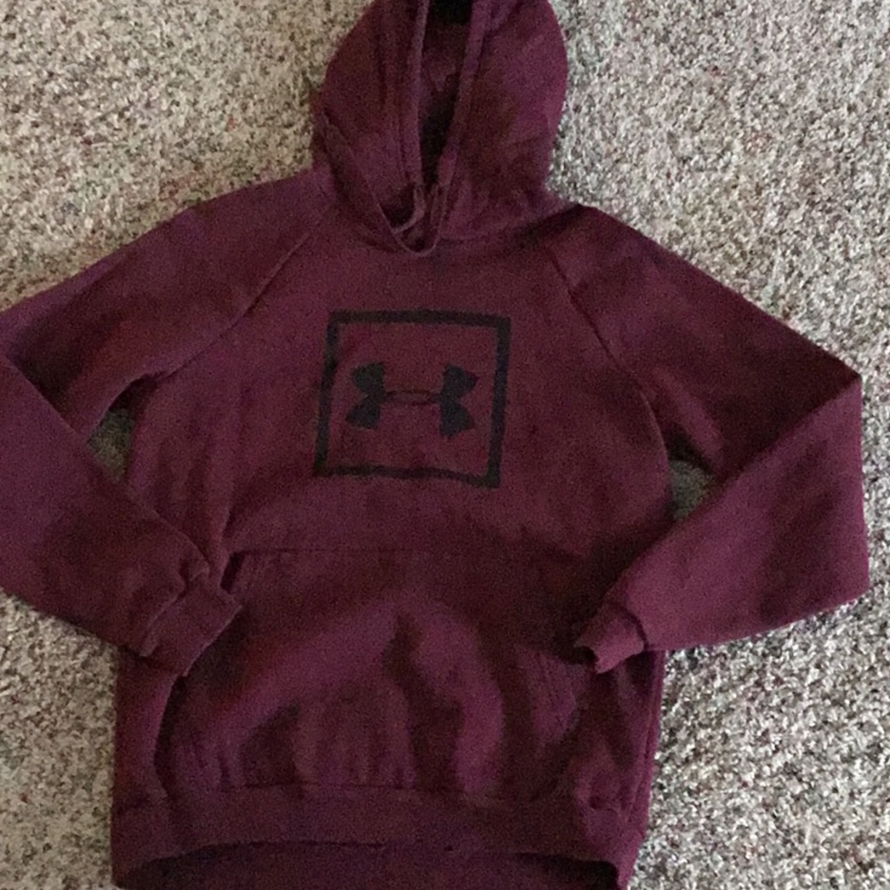 Men’s under armour hoodie sz medium